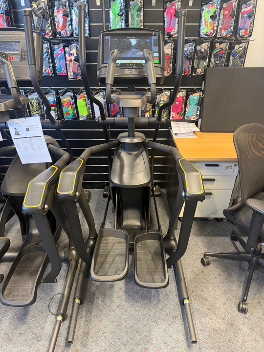 Matrix E30 XIR Elliptical Trainer - Showroom Model