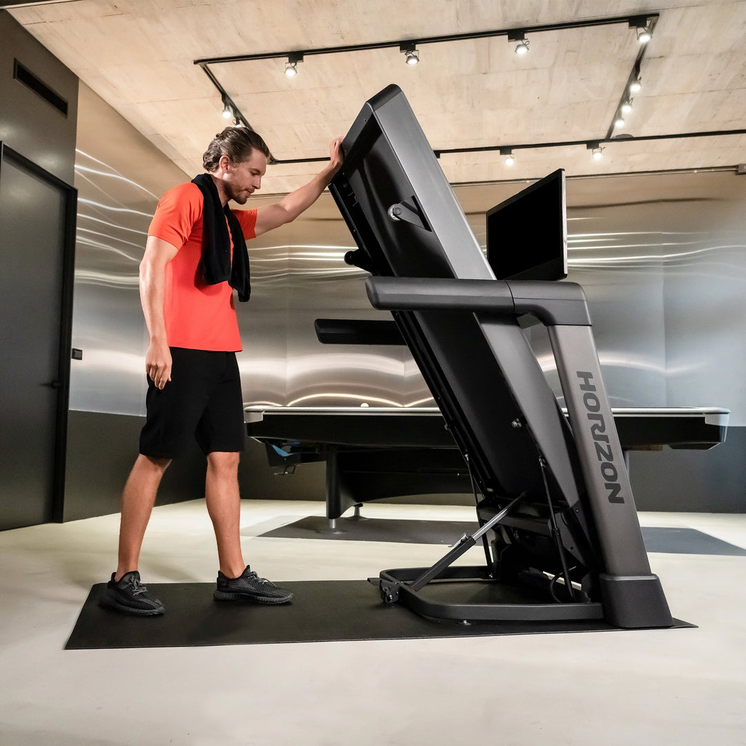Horizon Tread XP console and 23.8-inch rotating touchscreen display in close-up.