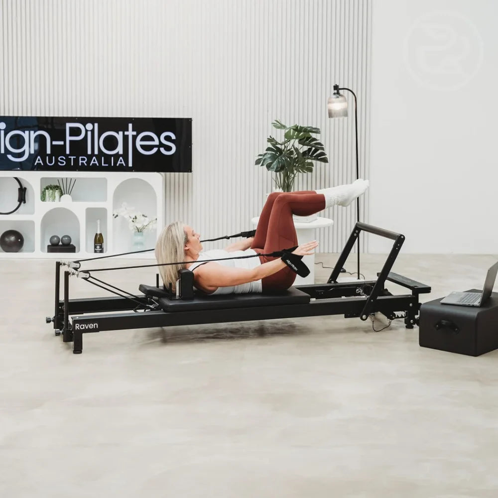 Align-Pilates C8 Raven Pilates Reformer
